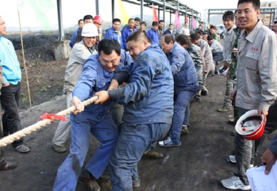 寶泰隆公司慶國(guó)慶拔河比賽