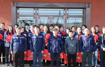 花韻綻芳華 巾幗向未來| 寶泰隆舉行2024年度“最美女職工”表彰活動